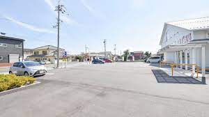 ドラックストア　スギ薬局近江八幡北店（ドラッグストア）まで386m