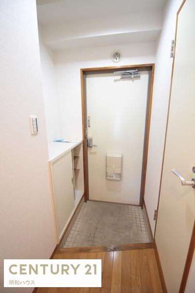 第二原マンションの玄関写真