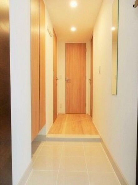 玄関　同タイプ別部屋参考写真