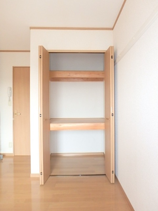 収納　図面と現状に相違がある場合には現状を優先