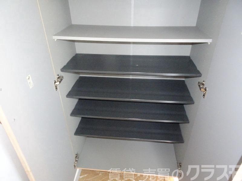 玄関　トールタイプのシューズボックスあり♪