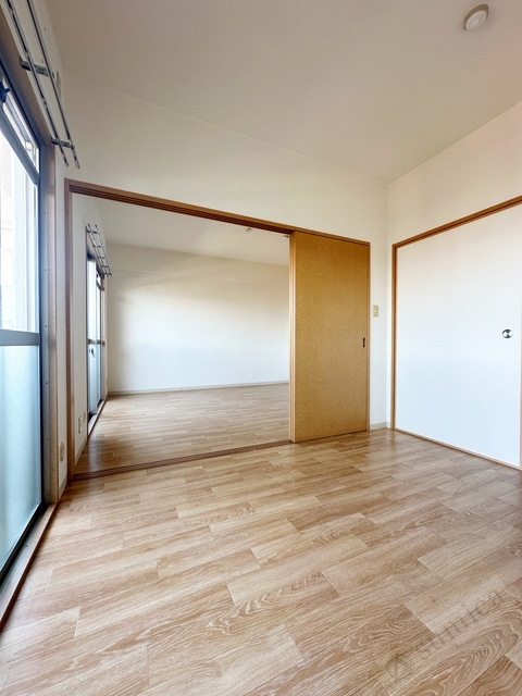 バルコニー　東向き・明るいお部屋は気持ちがいいですね♪♪