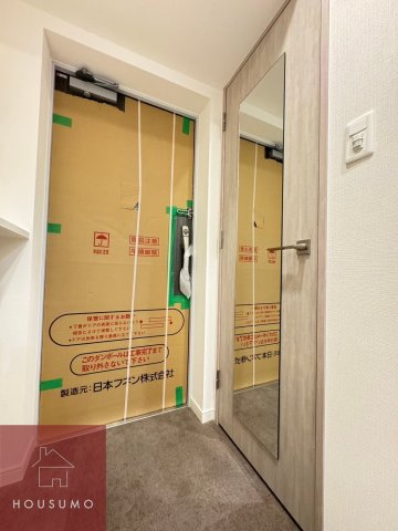 スプランディッド新大阪6の玄関写真