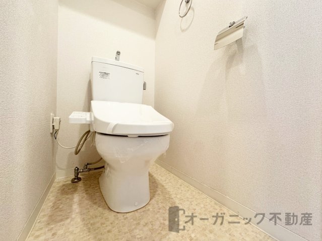 レジュールアッシュ難波MINAMIのトイレ写真