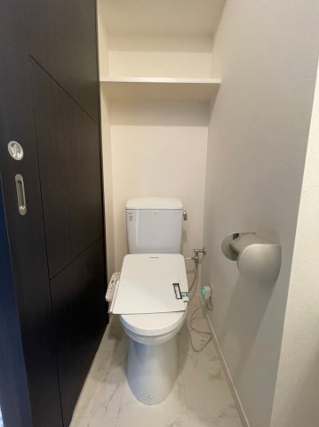 トイレ　同物件別部屋