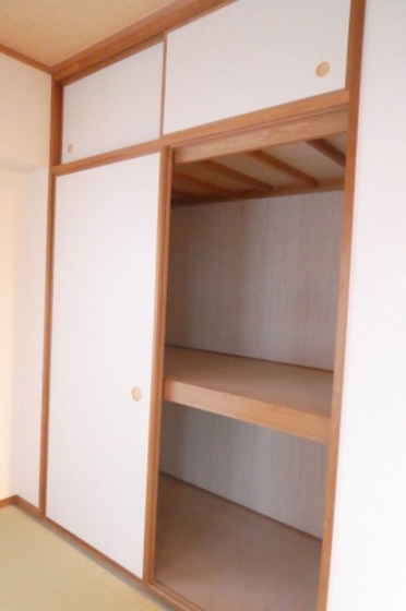 収納　※別号室の写真です。
