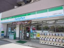 コンビニ　ファミリーマート中葛西八丁目店（コンビニ）まで291m