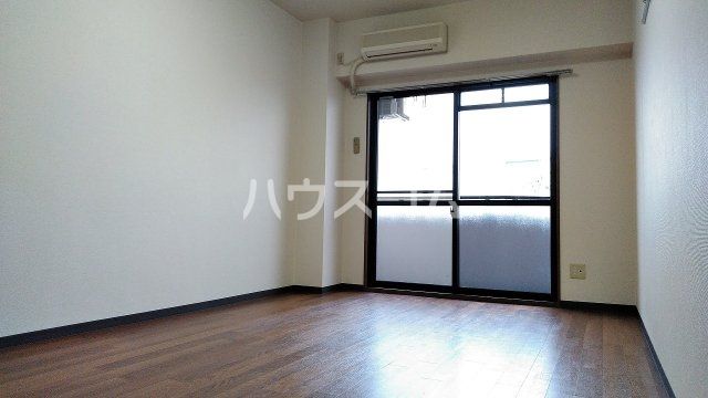 Primiyell丹羽の居間写真