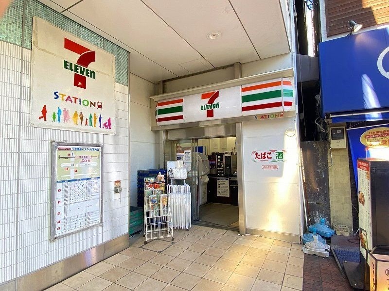 コンビニ　セブン-イレブン 京急ＳＴ平和島店（コンビニ）まで1718m