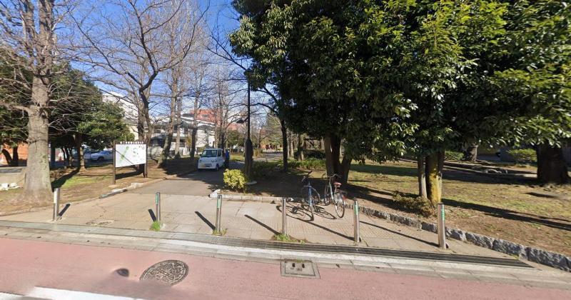 公園　東綾瀬公園（公園）まで400m