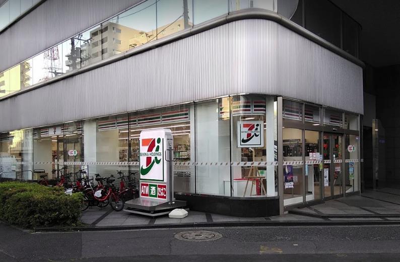 コンビニ　セブンイレブン品川西五反田3丁目店（コンビニ）まで213m