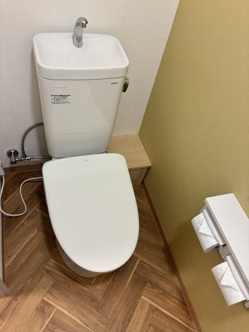 トイレ　落ち着いたトイレです
