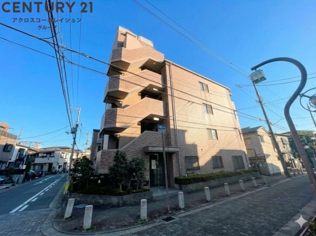 建物外観　敷地内に駐車場あります！