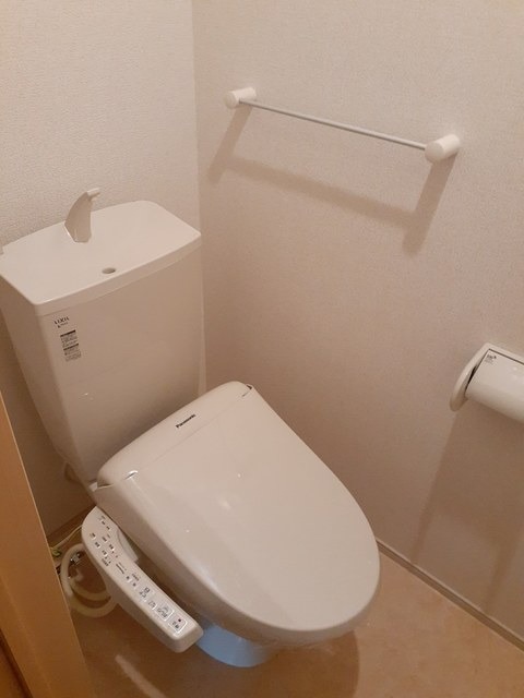 シャルム グラース Aのトイレ写真