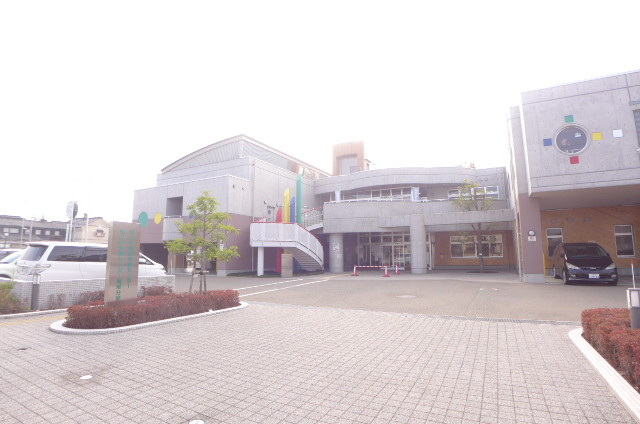 その他　松山市南部児童センター（その他）まで880m