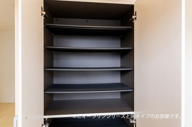 その他設備　靴箱