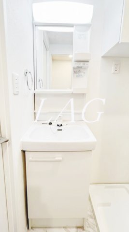 洗面設備　独立洗面台です。