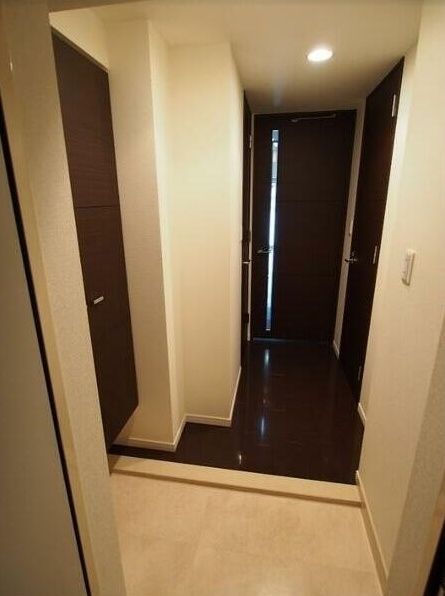 玄関　同建物内・同タイプ参考
