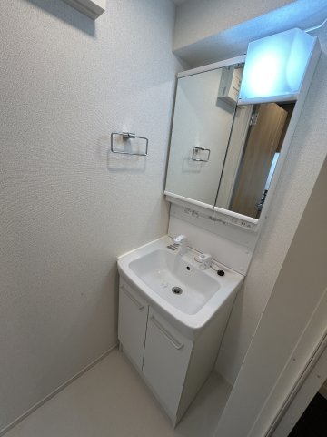 洗面設備　脱衣スペースもあります