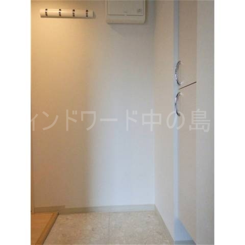 玄関　詳細は、ウィンドワード中の島店までご相談下さい。