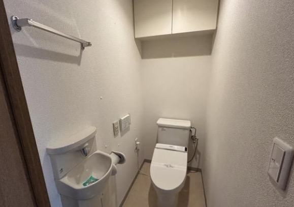トイレ　別部屋参考写真