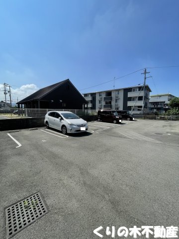 駐車場　駐車場があります
