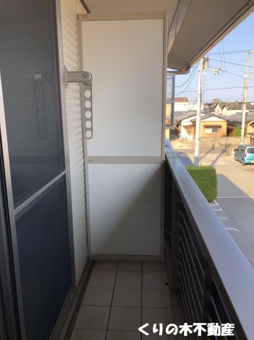 バルコニー　陽当たり良好なバルコニーです