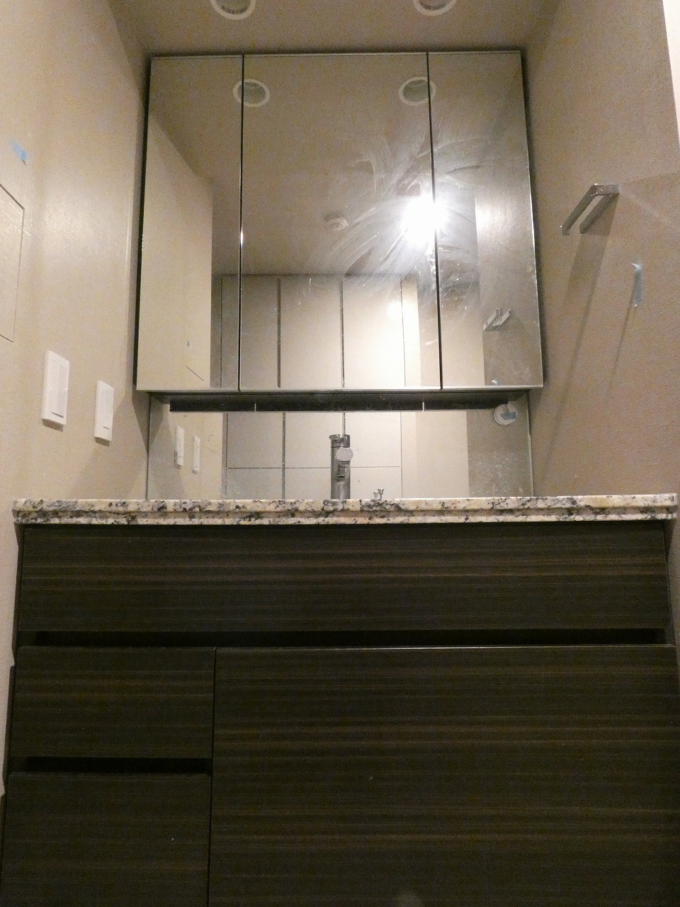 洗面設備　洗面台