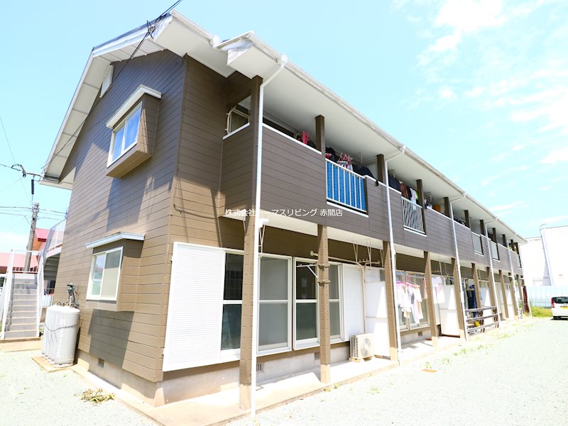 遠賀郡岡垣町野間のアパートの建物外観