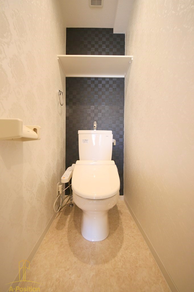 トイレ　TLRレジデンス難波東