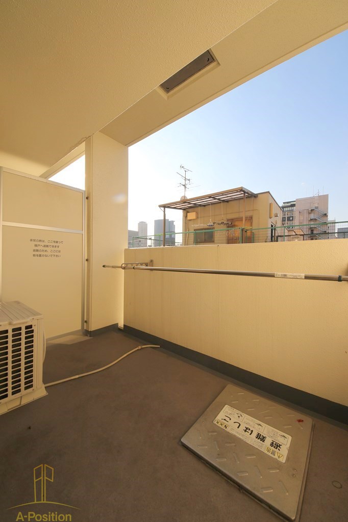 バルコニー　TLRレジデンス難波東