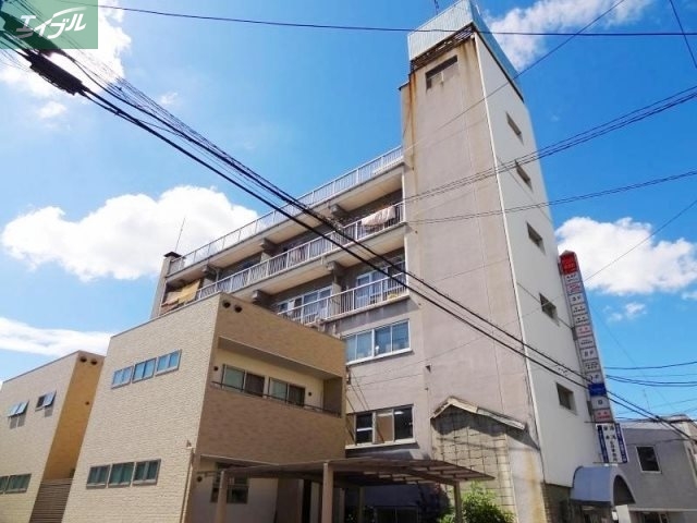 サンジェルマン富田町の建物外観