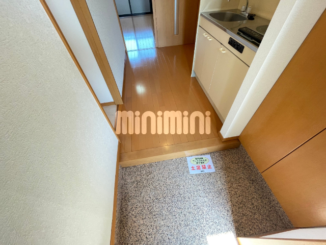 玄関　シューズクローゼットあります