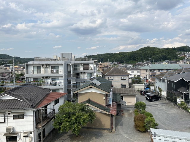 【八王子市西寺方町のマンションの眺望】