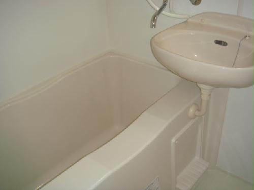 バス・シャワールーム　浴室乾燥機付き