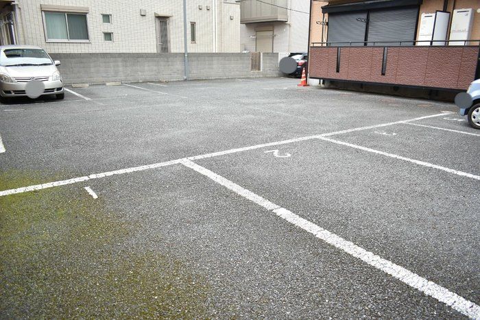 【さいたま市大宮区高鼻町のアパートの駐車場】