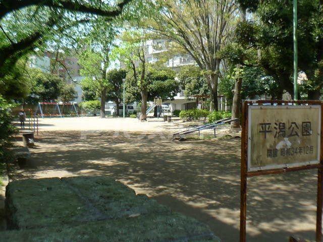 【リバーヴィラVの公園】