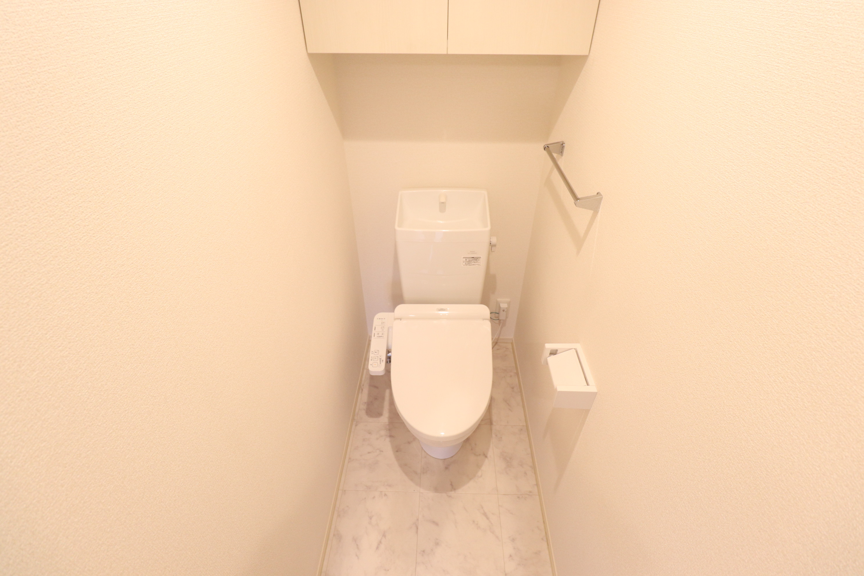 サフィール C棟のトイレ写真
