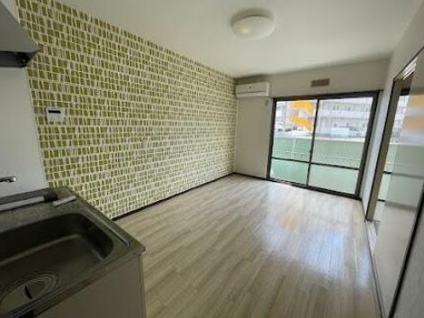 居室・リビング　南面採光