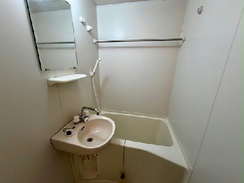 バス・シャワールーム　設備・仕様は号室により異なる為、現状を優先いたします。