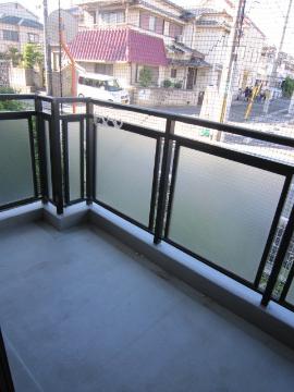 　バルコニー　ベランダ