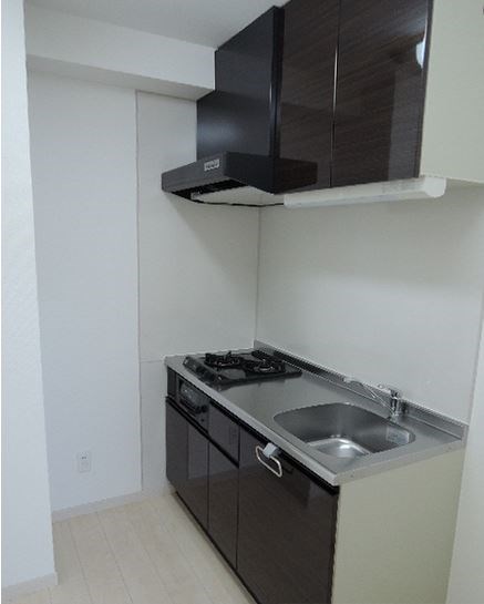 キッチン　システムキッチン搭載。