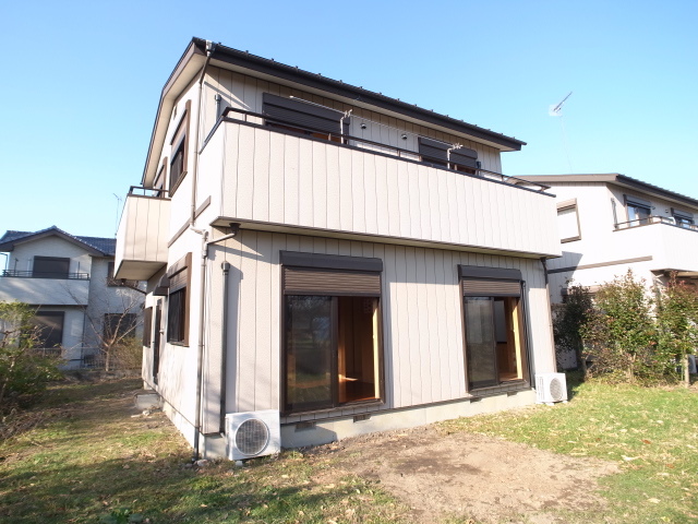 建物外観　事務所可　南向き　無料駐輪場／バイク置き場有り