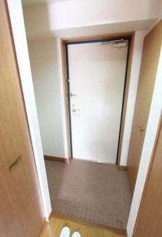 玄関　別号室のお写真となります☆