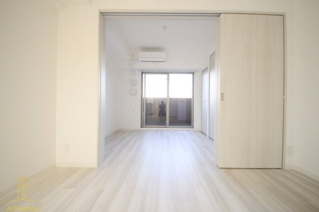 居室・リビング　サムティ福島Rufle