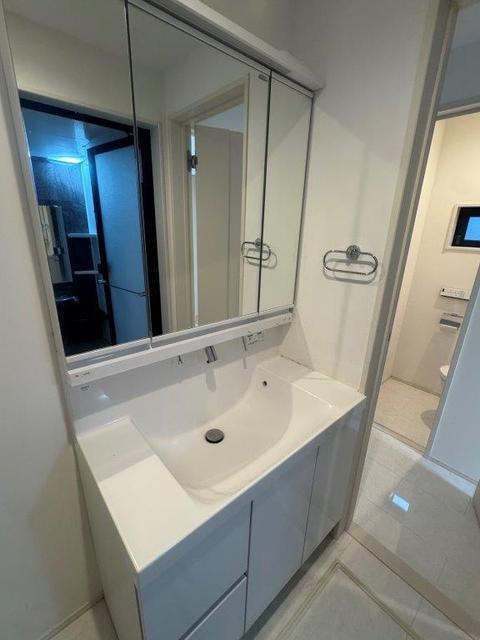 洗面設備　独立洗面台