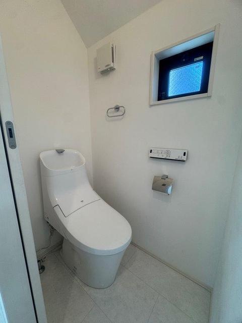 トイレ　２階トイレ