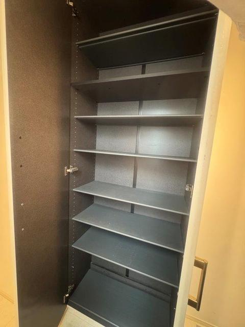 玄関　シューズボックス