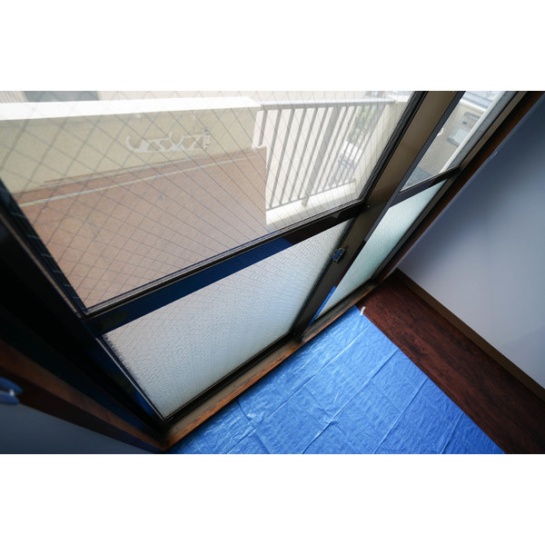 バルコニー　同じ建物の別のお部屋