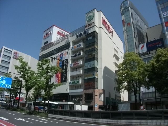 ショッピングセンター　川崎モアーズ（ショッピングセンター）まで284m